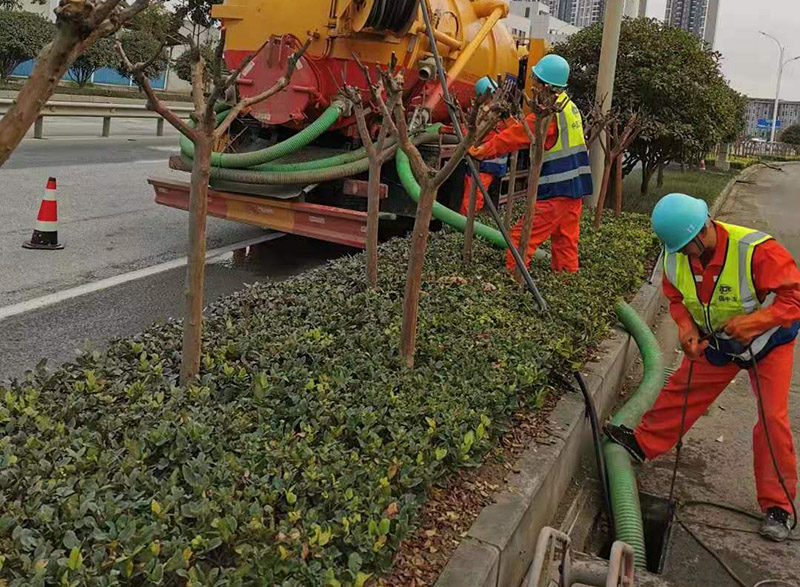 新城市政管道清淤